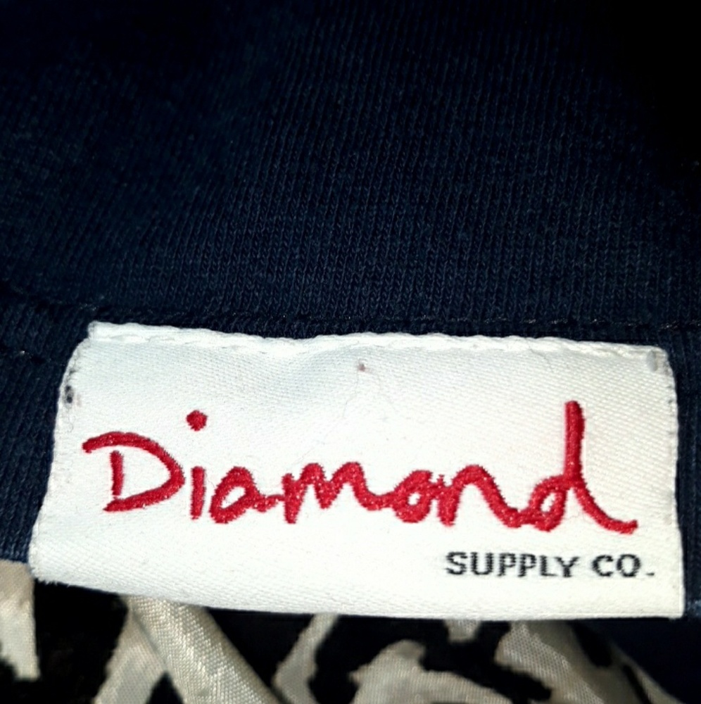 A tee - Picture 3 of 3